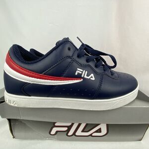 FILA Court 13 Low Sneakers Mens 8.5 Navy Red White Retro Y2k Comes with box!